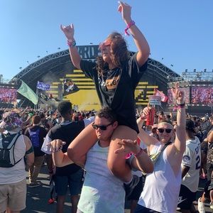 Meet your Posher, Nicholas